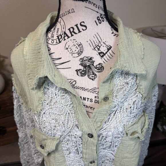 POL Oversized Lace Gauze Button Down Shirt Size S Boho Hippie Casual - Picture 5 of 10